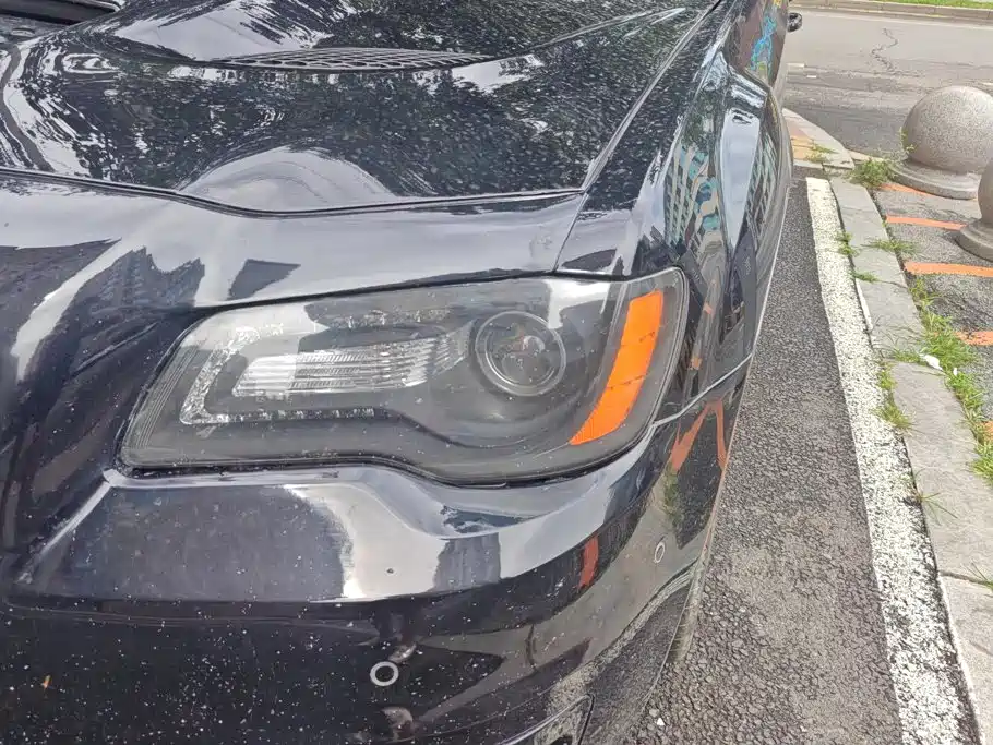 Chrysler 300C (Import) 2015 2014 3.0L Excellence Edition