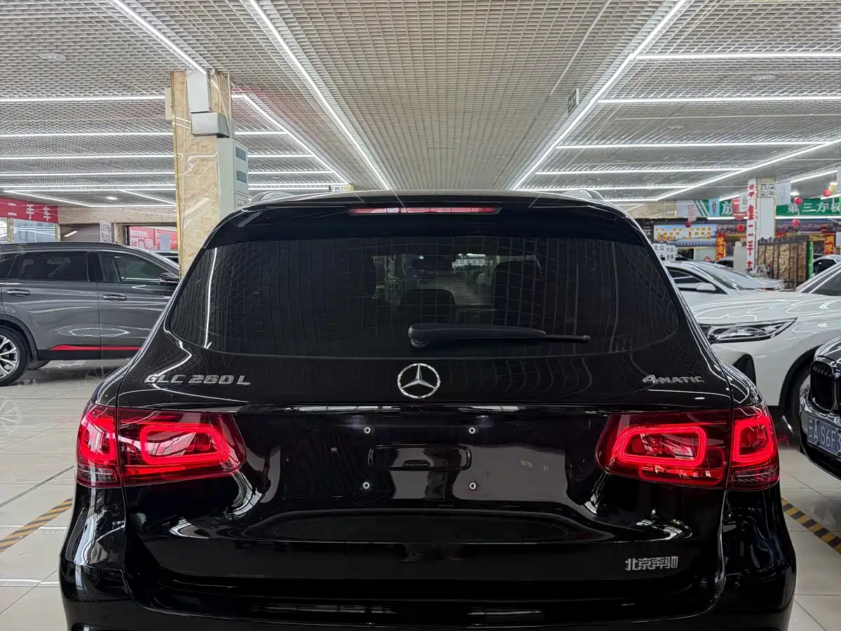 Mercedes-Benz GLC 2020 Facelift GLC 260 L 4MATIC Dynamic фото 10