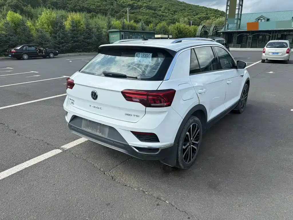 Volkswagen T-Roc, миниатюра 4