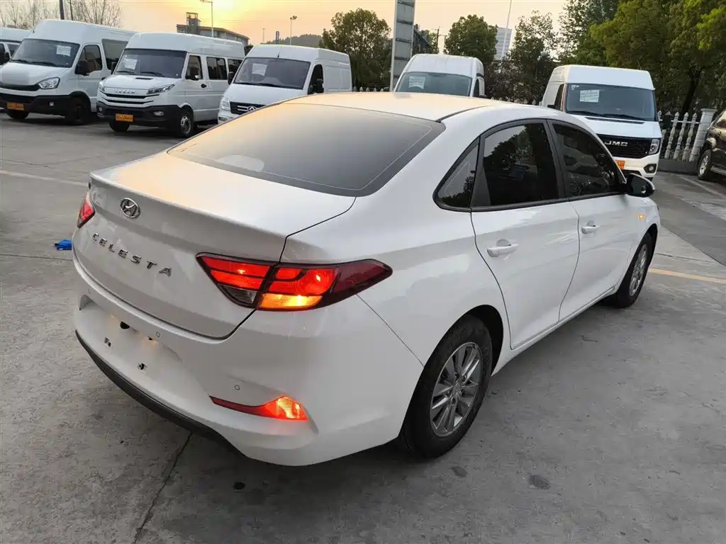 Hyundai Elantra 2018 1.6L Auto Joy GL (China V) фото 5