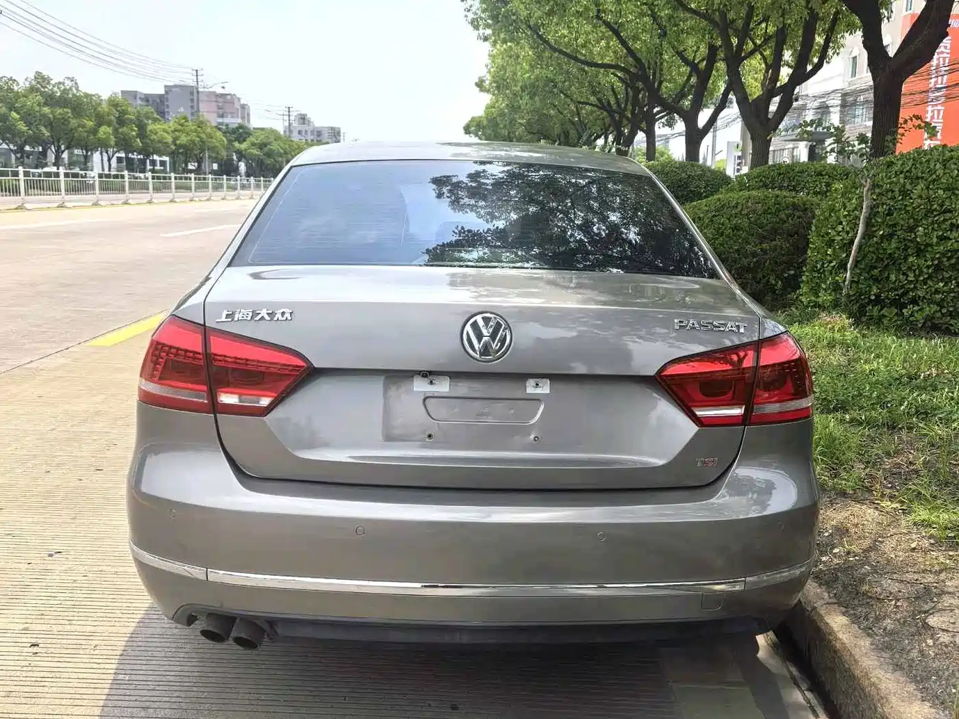 Volkswagen Passat 2011 2011 1.8TSI DSG Honor Edition