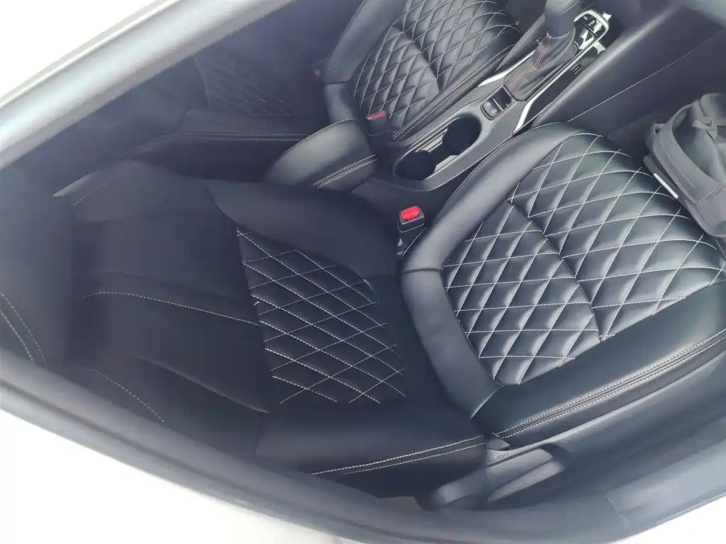 Toyota Corolla 2021 1.2T S-CVT Elite PLUS Edition фото 17