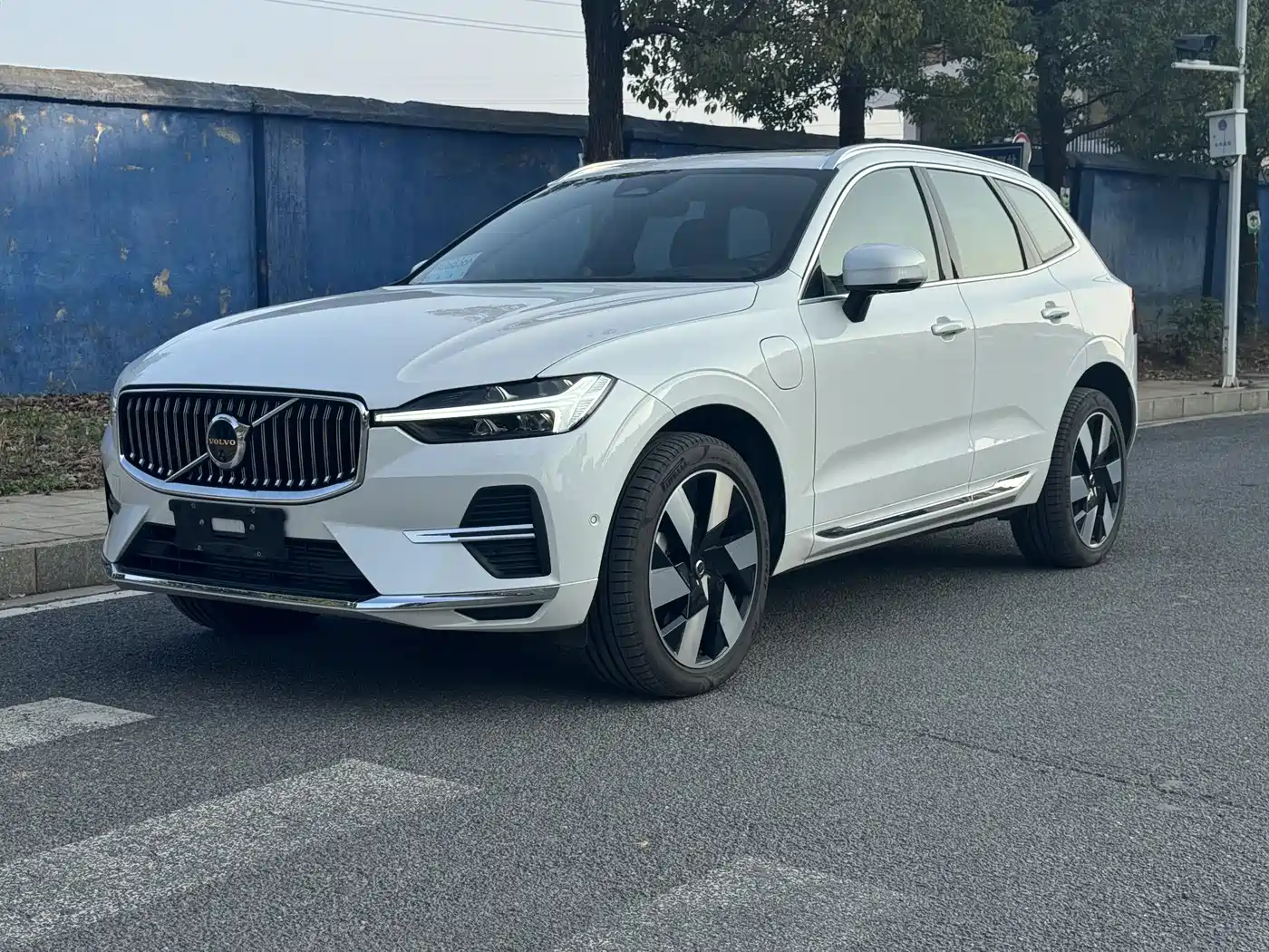 VOLVO XC60 PLUG IN HYBRID