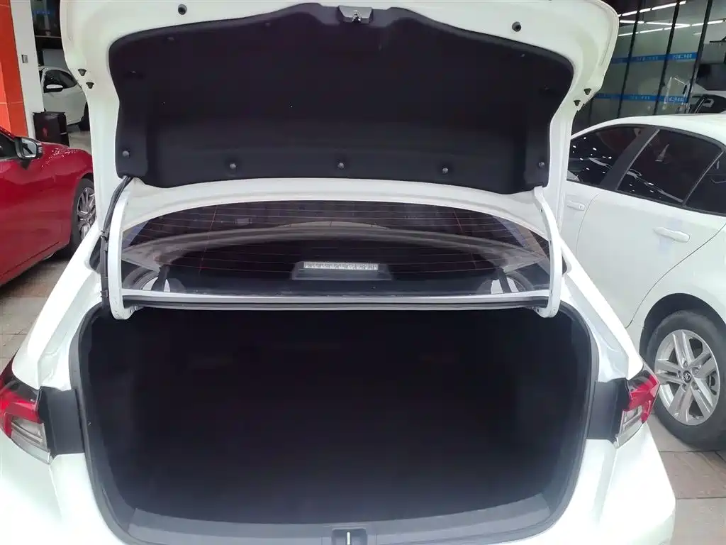 Toyota Corolla 2021 1.2T S-CVT Elite PLUS Edition фото 10