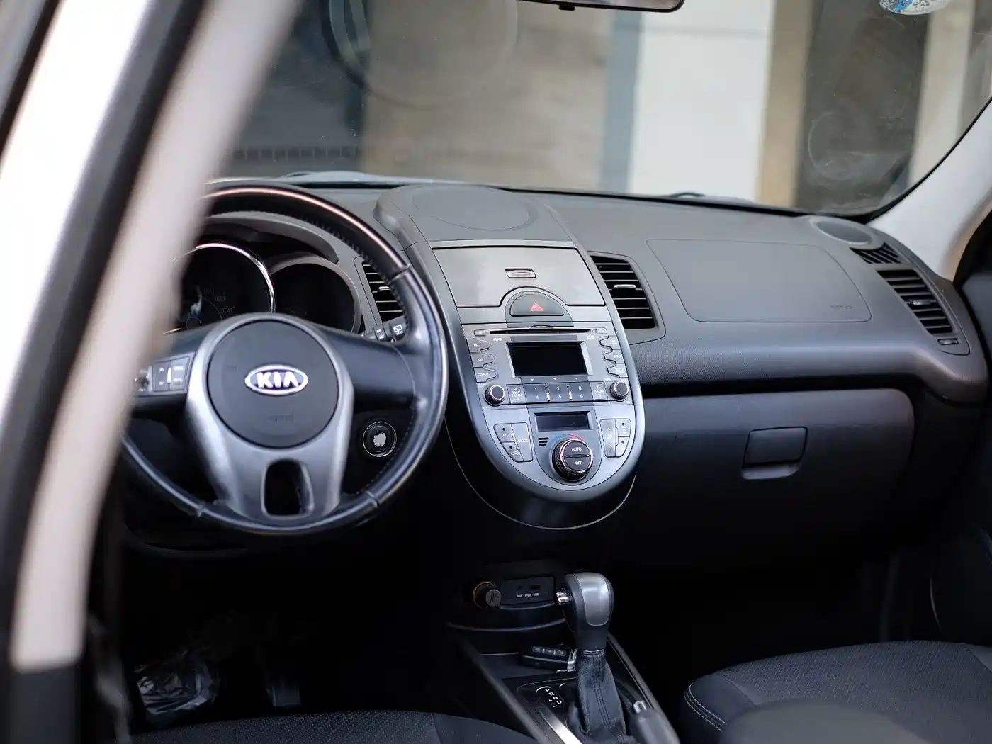 Kia Soul 2015 2013 1.6L AT Premium