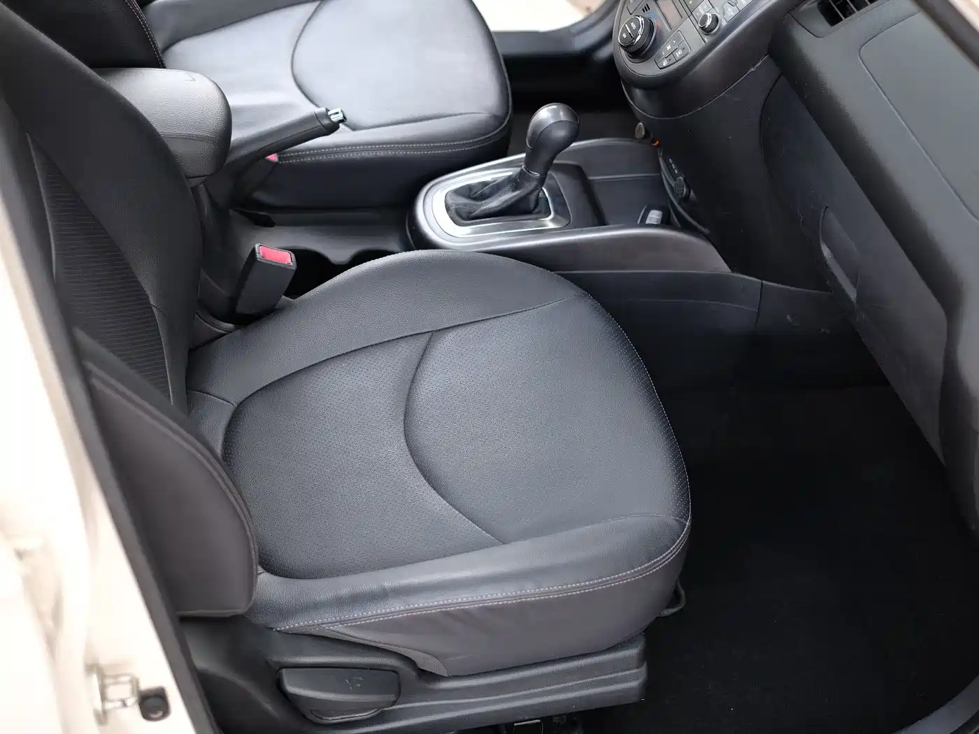 Kia Soul 2015 2013 1.6L AT Premium