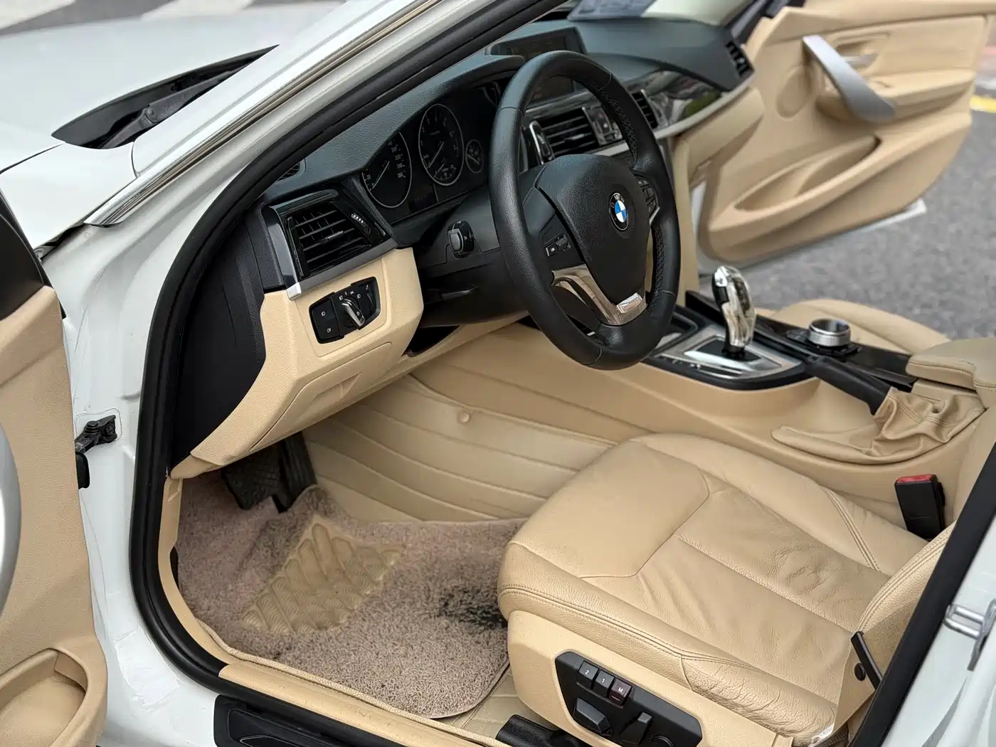 BMW 3 Series 2013 320i Fashion фото 4