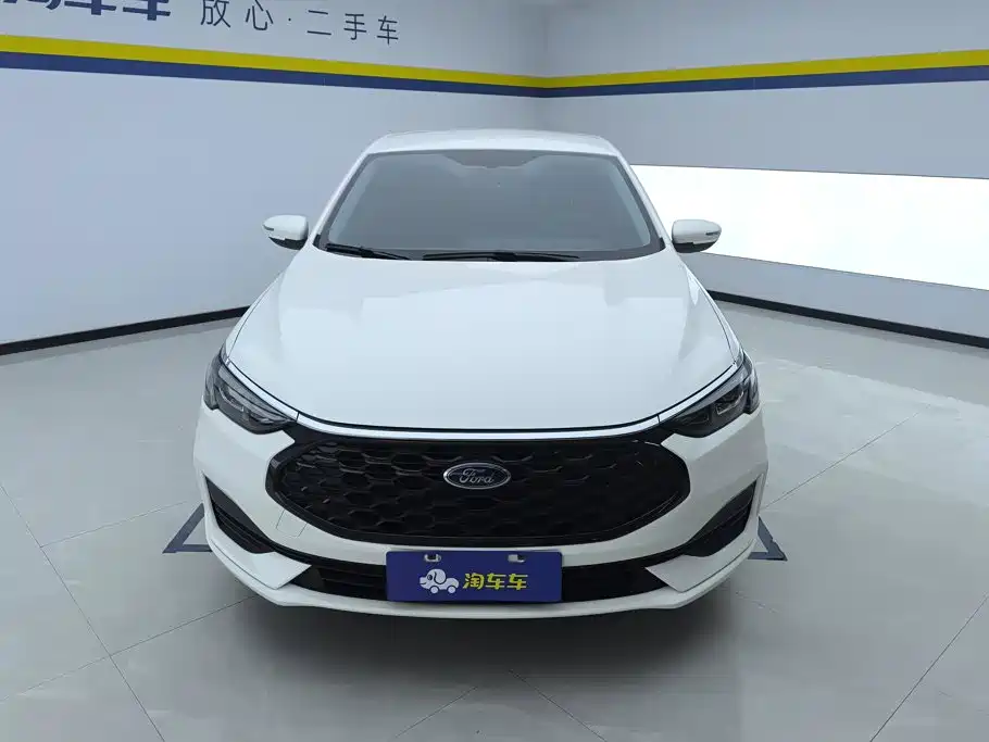 Ford Escort 2022 2021 1.5L Automatic Gold Edition