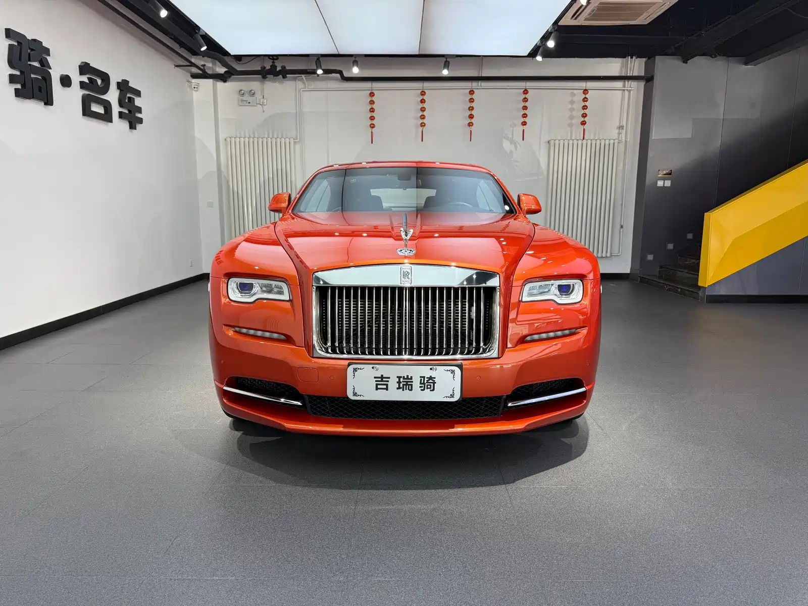 Фото 2 - Rolls-Royce Wraith