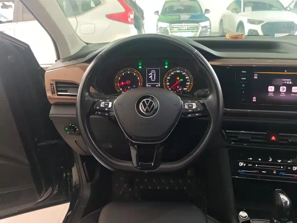 VOLKSWAGEN TUYUE
