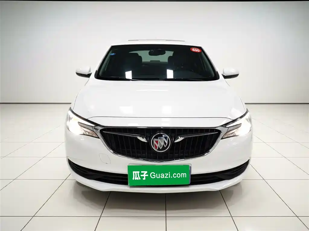 Buick Excelle 2018 15T Dual Clutch Elite (China V) фото 3