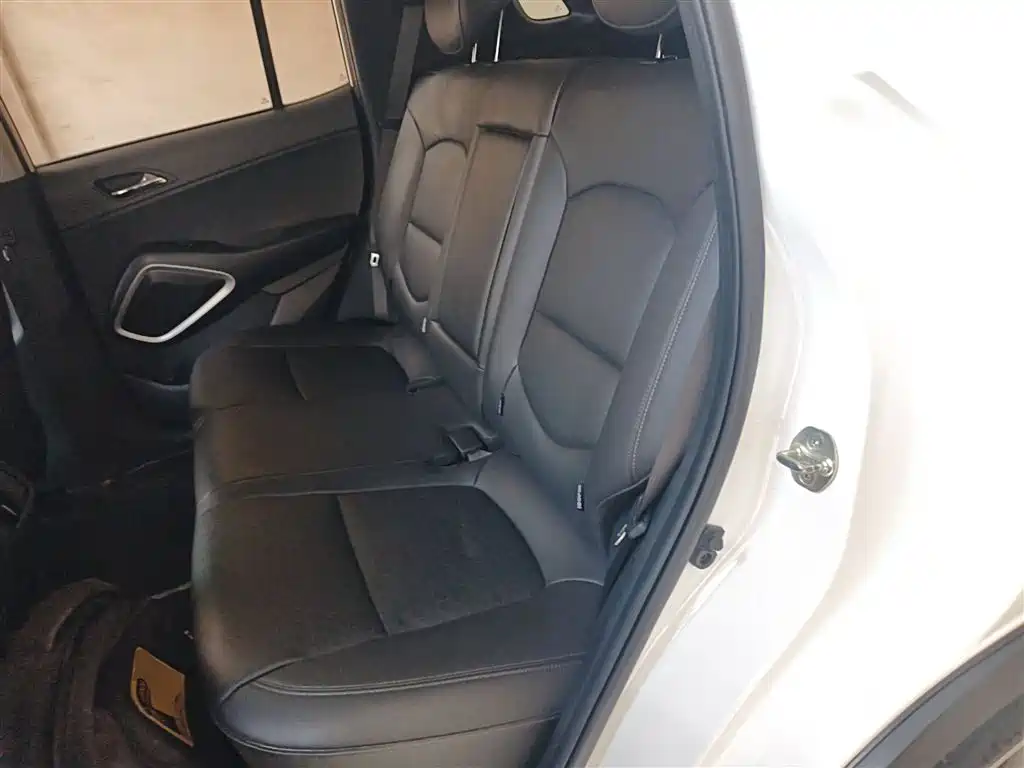 Hyundai Beijing Hyundai ix35 2018 2.0L Automatic 2WD Zhiyong·Enjoyment Edition фото 13