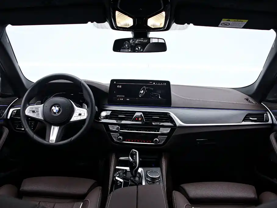 BMW 5 Series 2023 Facelift 530Li Premium M Sport Package фото 5