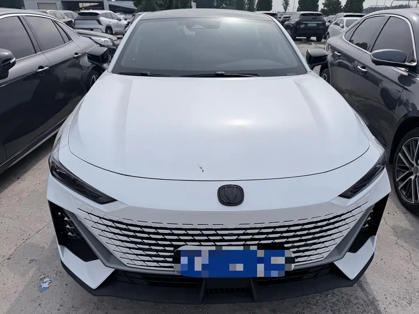 CHANGAN UNI-V
