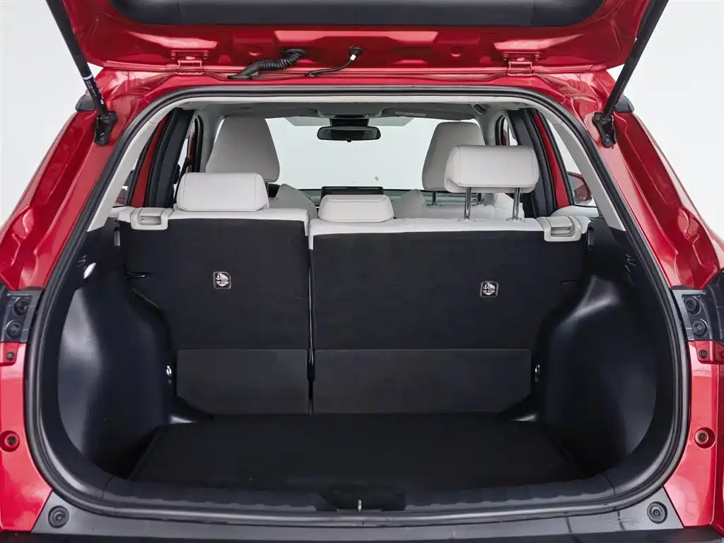 Toyota Frontlander 2022 2.0L CVT Leading Edition фото 16