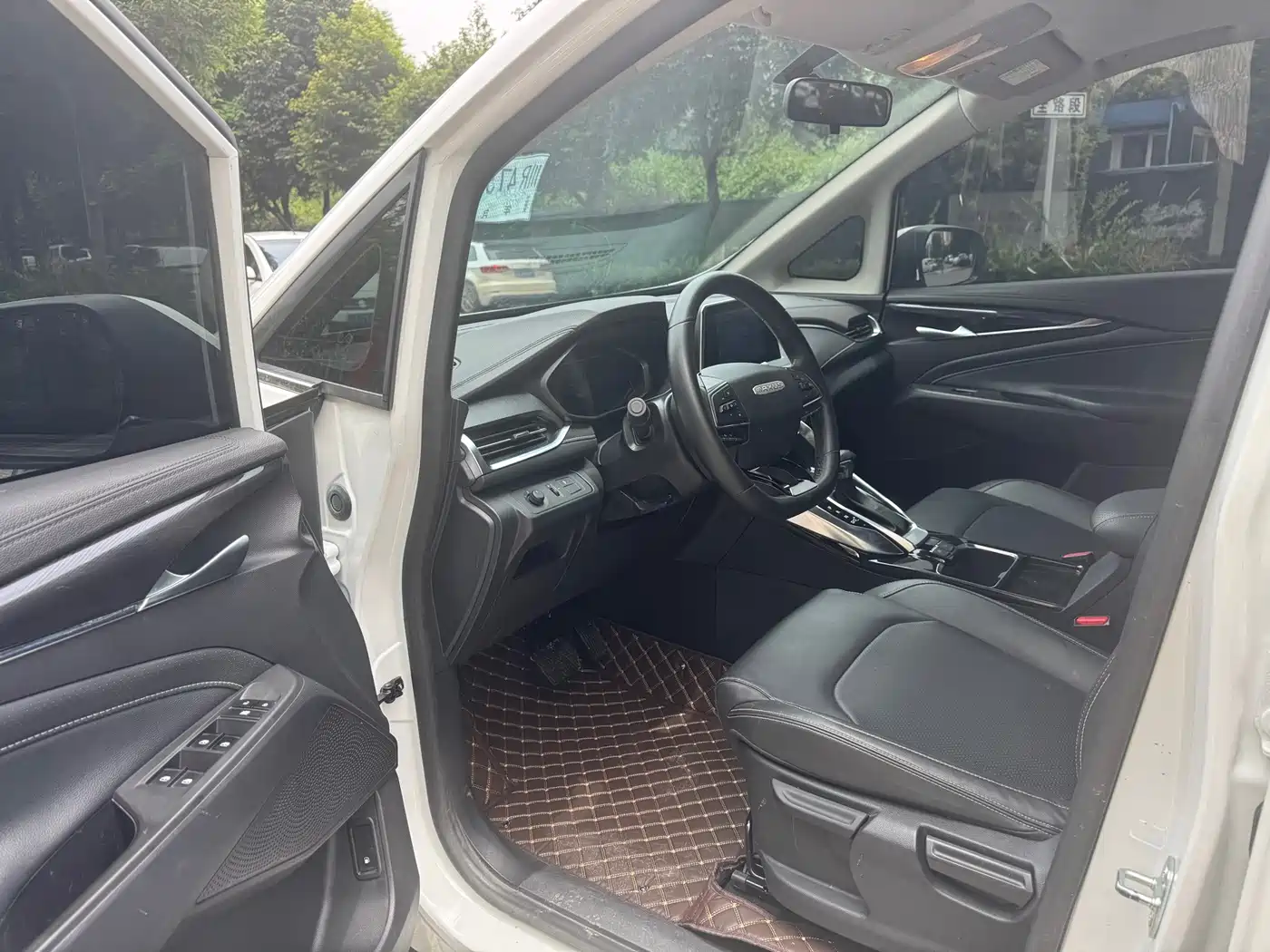 SAIC Maxus Maxus G50 2023 2022 1.5T Automatic Changyou B