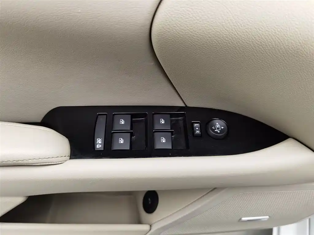 Cadillac XTS 2017 28T Elite фото 9