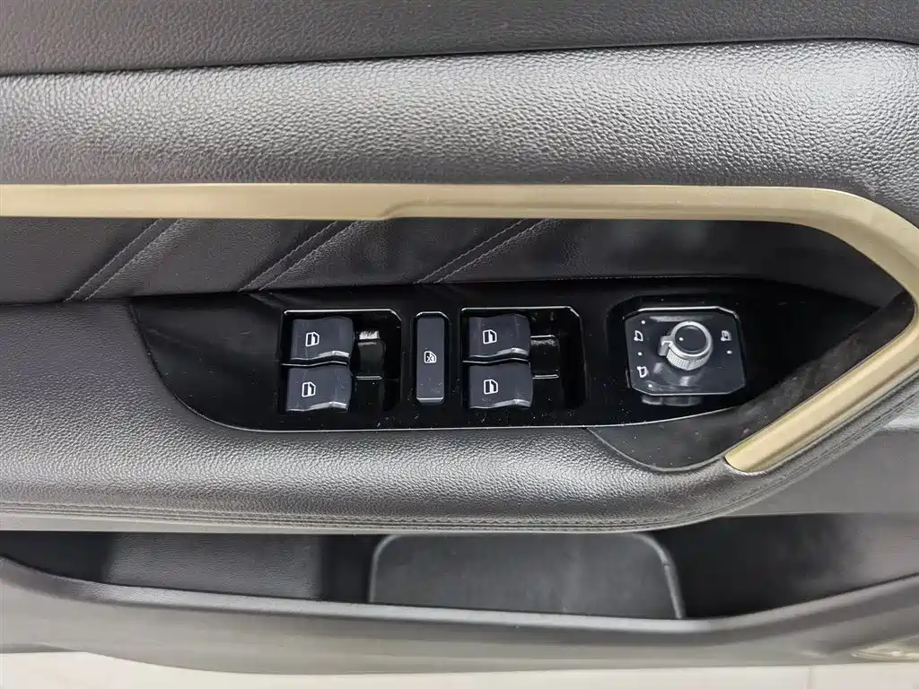 Haval H6 2019 1.5GDIT Automatic Champion Edition China VI фото 9