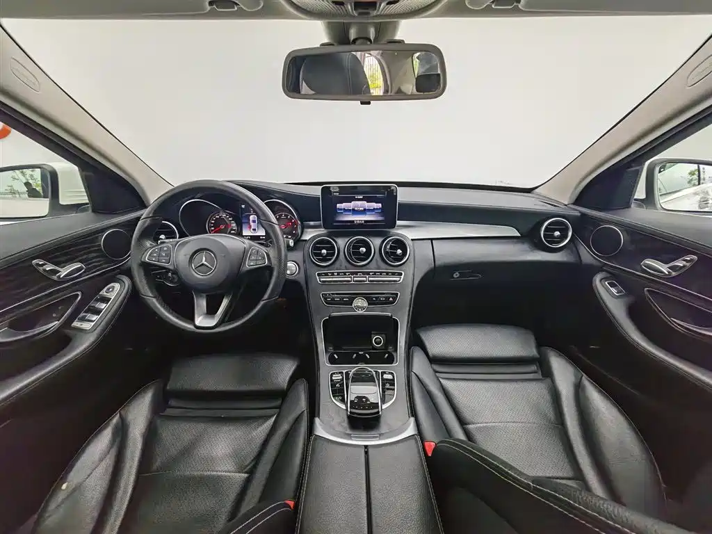 Mercedes-Benz C-Class 2018 C 180 L Fashion Sport Edition фото 5
