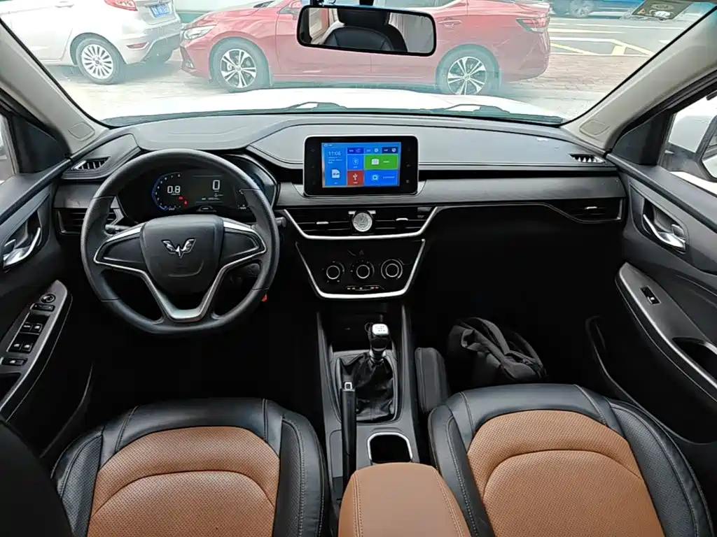 Wuling Motors Wuling Hongguang S3 2018 2018 1.5L Manual Comfort China V