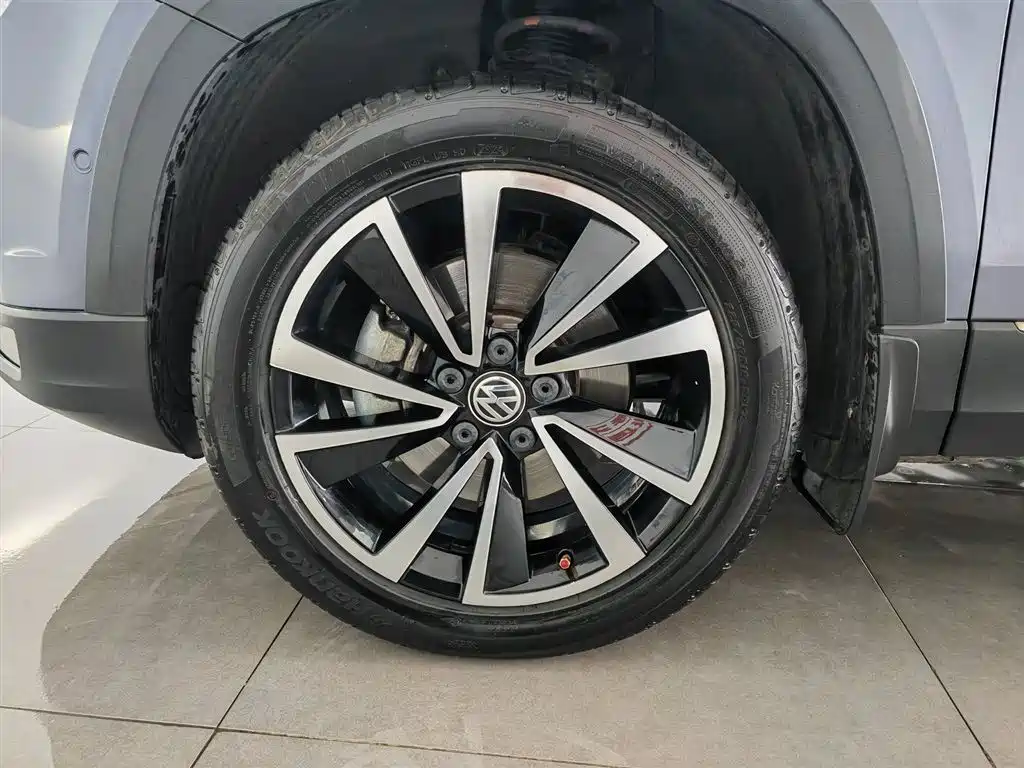 Volkswagen Tharu 2019 Model 330TSI 4WD Flagship Edition China VI фото 17