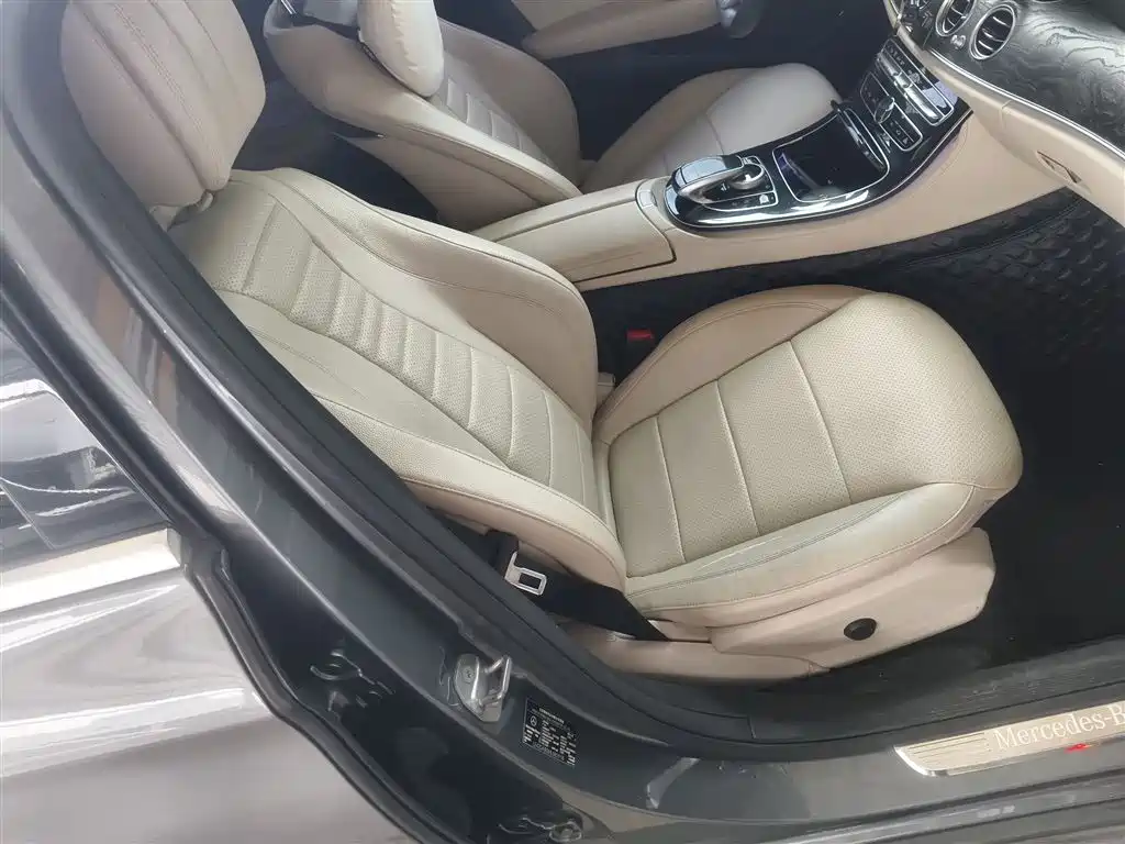 Mercedes-Benz E-Class 2017 E 300 L Sport Luxury фото 24