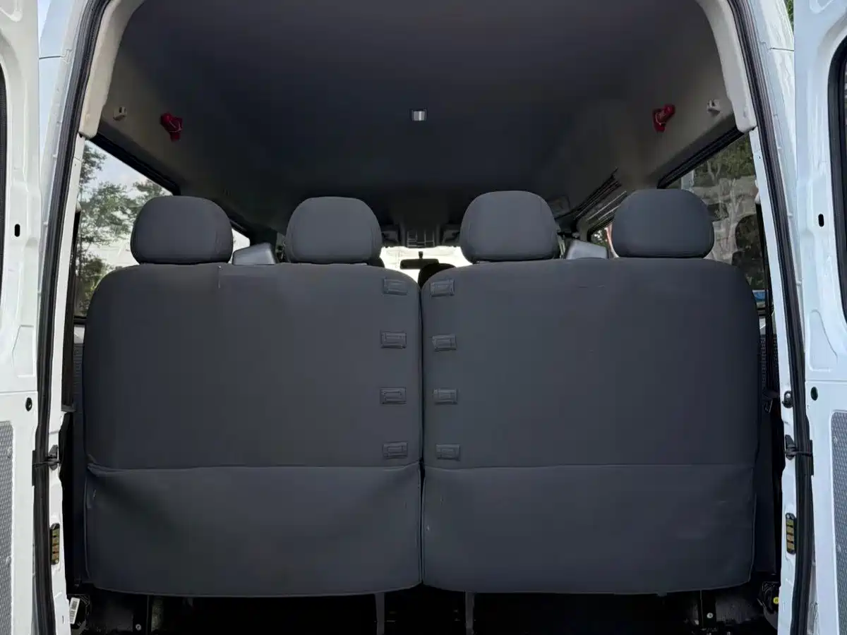 Photo 7 - SAIC Maxus Xintu V80