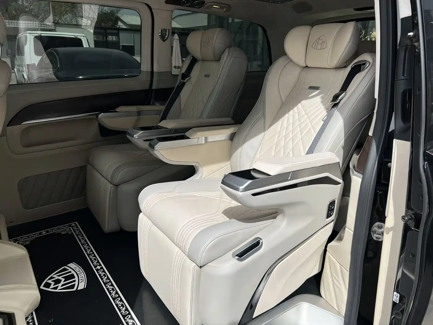 MERCEDES-BENZ V CLASS