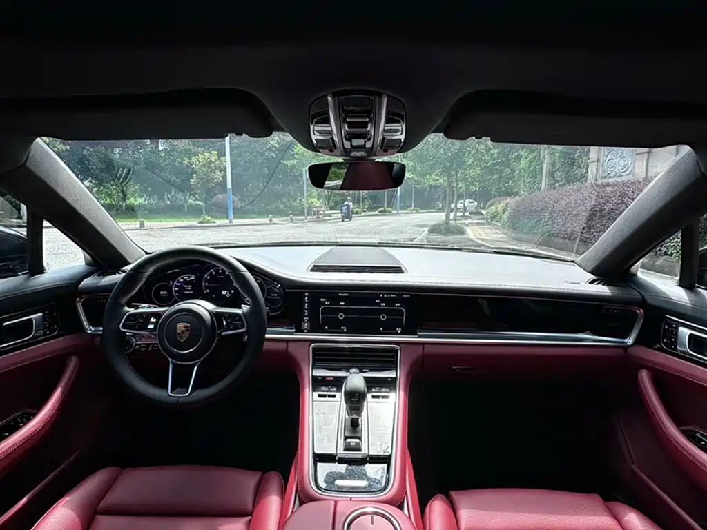 Porsche Panamera 2017 Panamera 3.0T фото 15