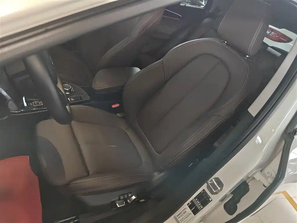 Фото 11 - BMW X2