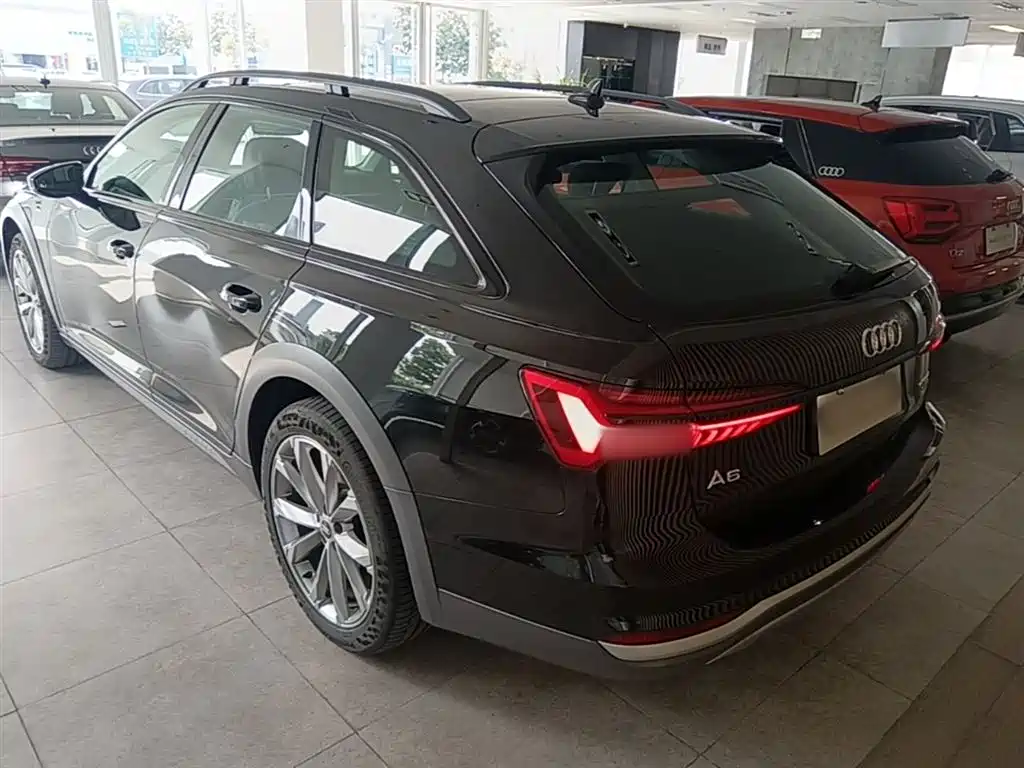 Audi A6 (Import) 2024 allroad quattro 55 TFSI Premium Off-road фото 5