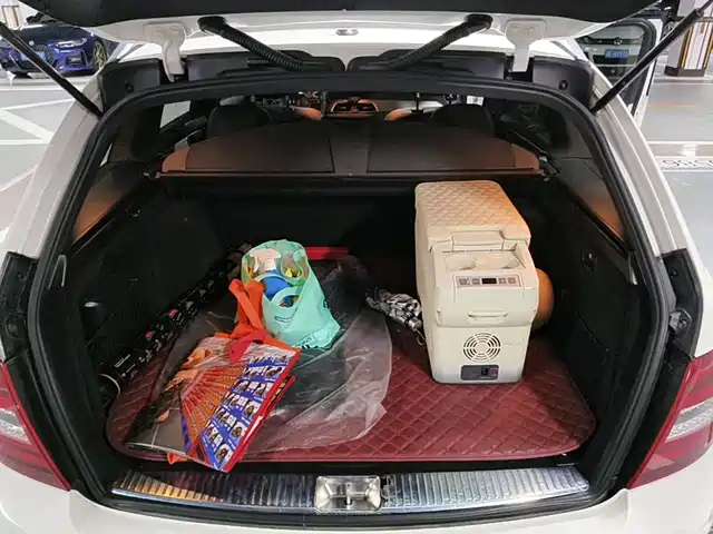 Mercedes-Benz C-Class (Import) 2011 C 200 Luxury Sports Wagon — фото 5