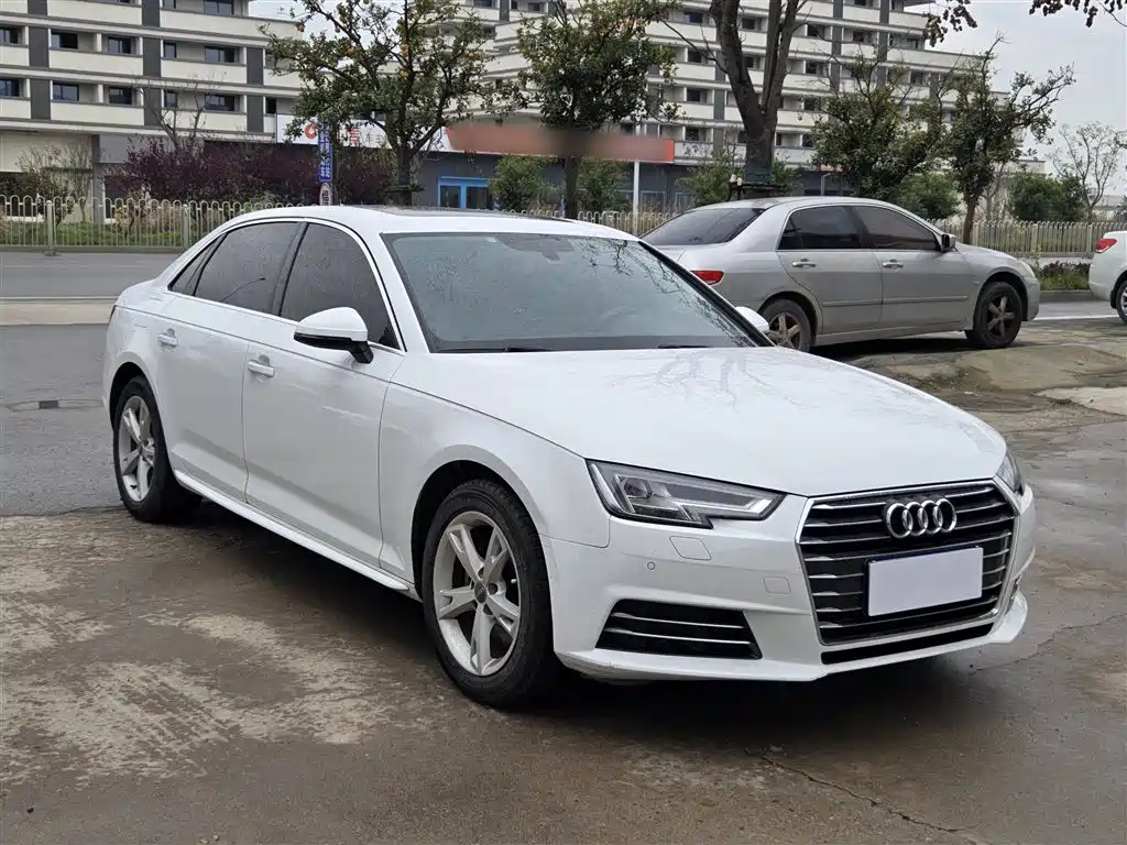 Audi A4L 2017 Plus 40 TFSI Fashion фото 23