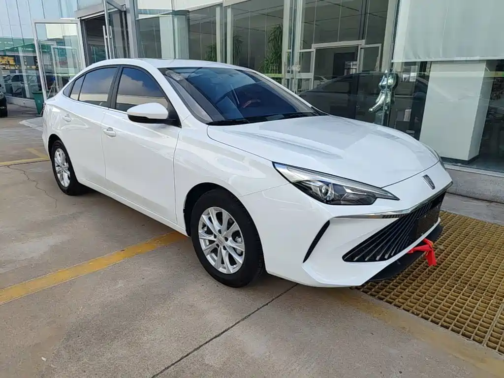 Roewe i5 2025 2023 1.5L CVT Luxury Edition