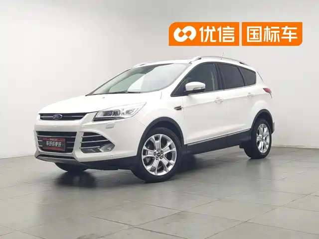 Ford Kuga 2015 2.0L GTDi 4WD Sport — фото 1