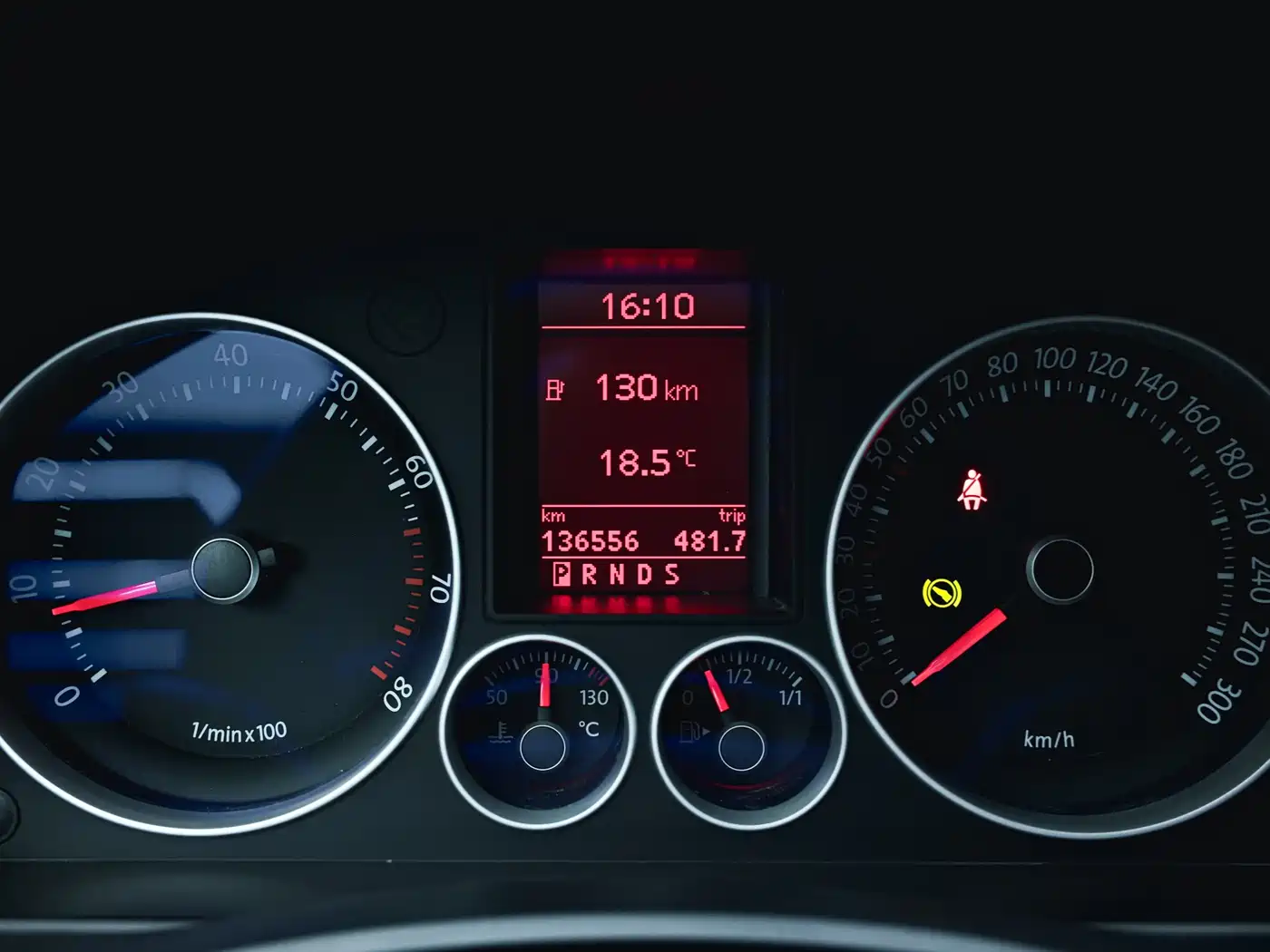 Volkswagen Golf (Import) 2006 GTI 2.0T 3-Door фото 12