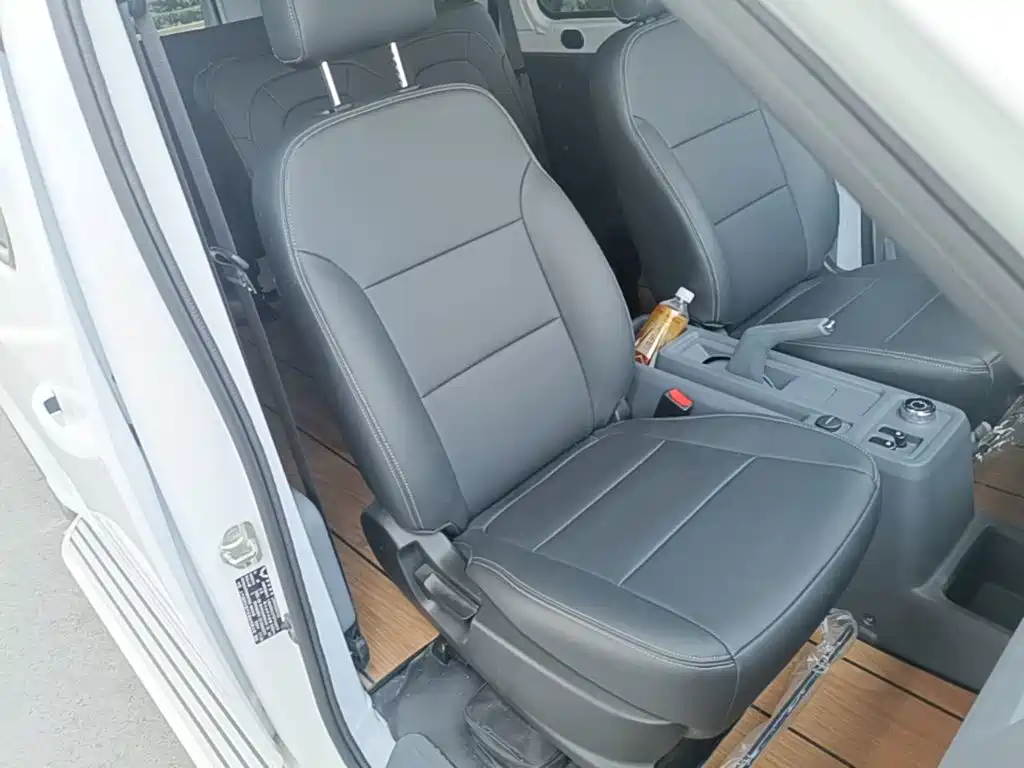Wuling Motors Wuling Yangguang 2025 2025 400km Bus Comfort Edition