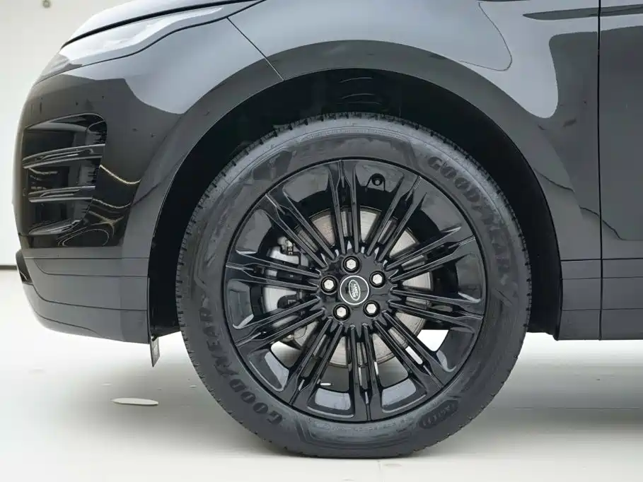 Land Rover Range Rover Evoque 2026 2026 Range Rover Evoque L SE
