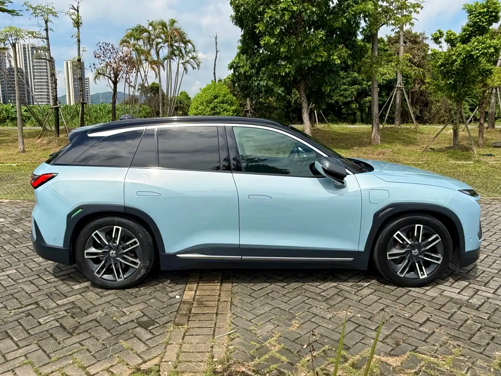 Фото 15 - NIO ES6