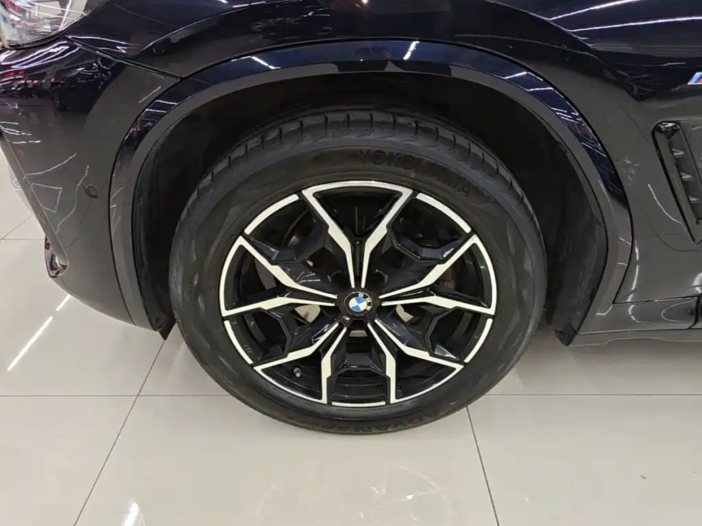 Фото 23 - BMW X4