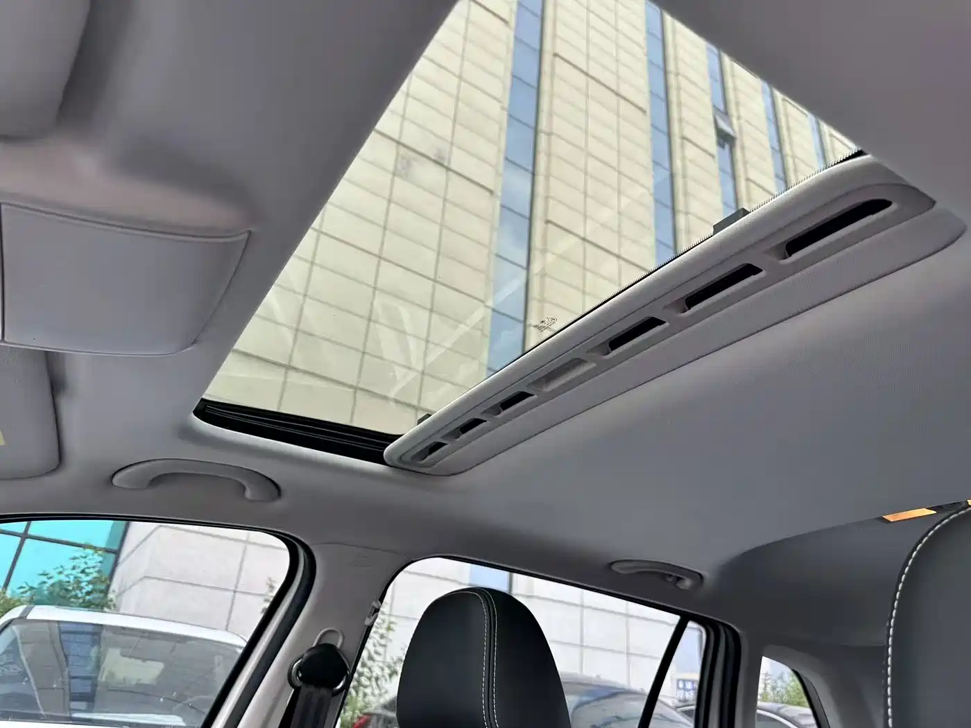 Фото 9 - Volkswagen Lavida Tour