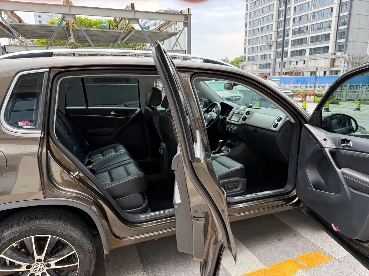 Volkswagen Tiguan 2016 Model 300TSI Automatic 4WD Luxury Edition фото 16