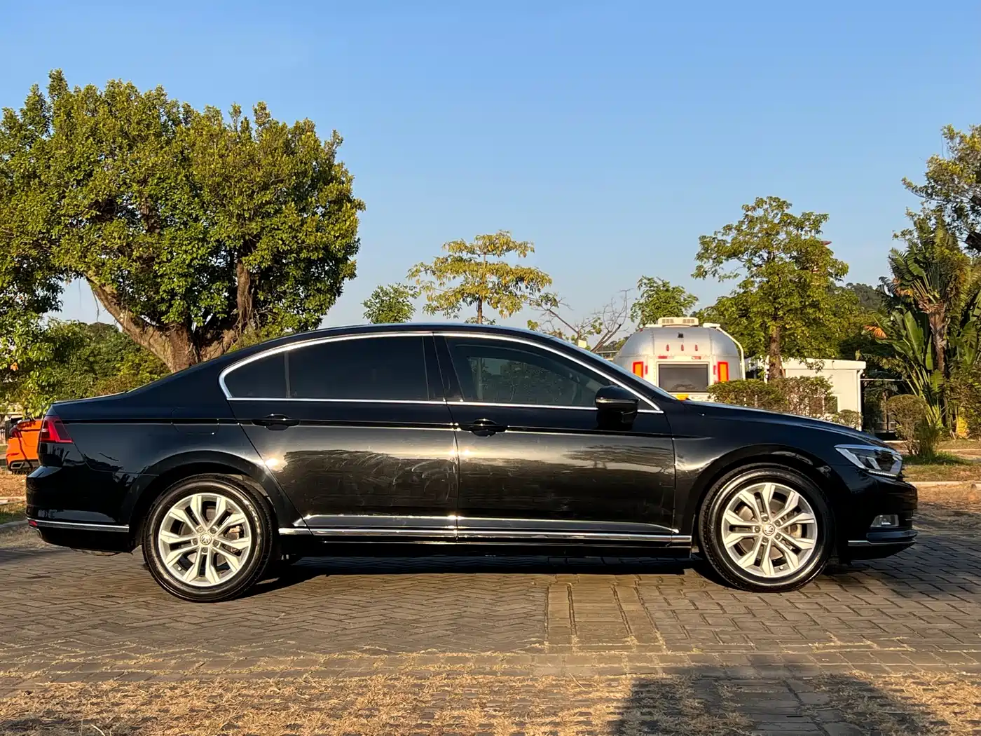 Volkswagen Magotan 2019 330TSI DSG Luxury Class China VI фото 7