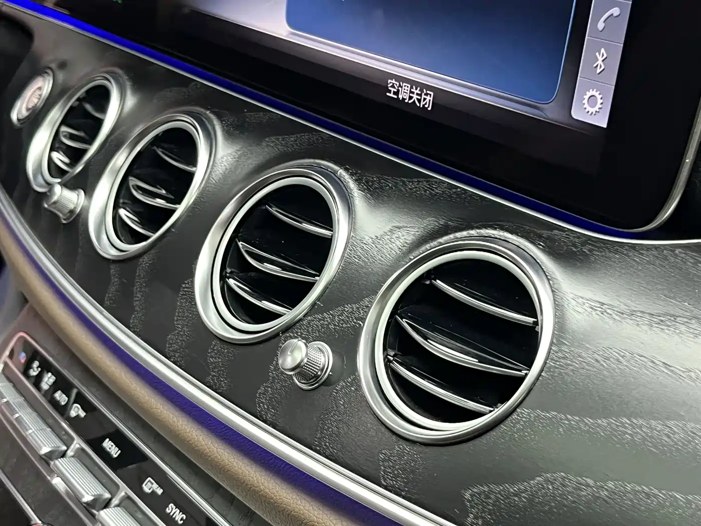 Mercedes-Benz E-Class 2019 E 200 L Sport фото 20
