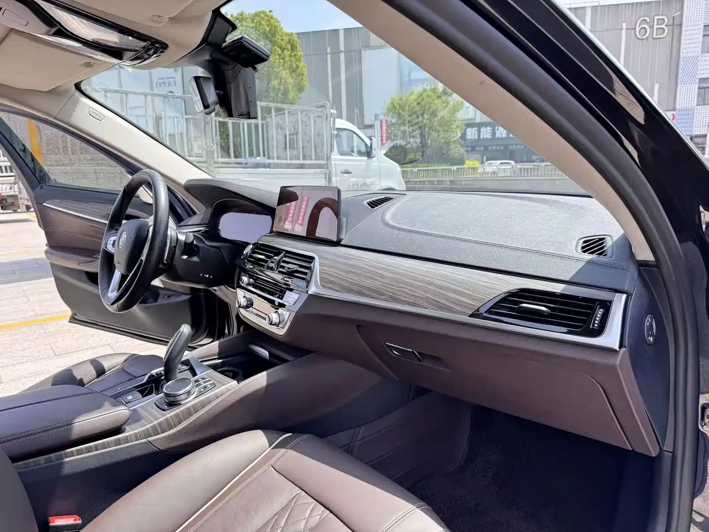 BMW 5 Series 2019 530Li Leading Luxury Package фото 28
