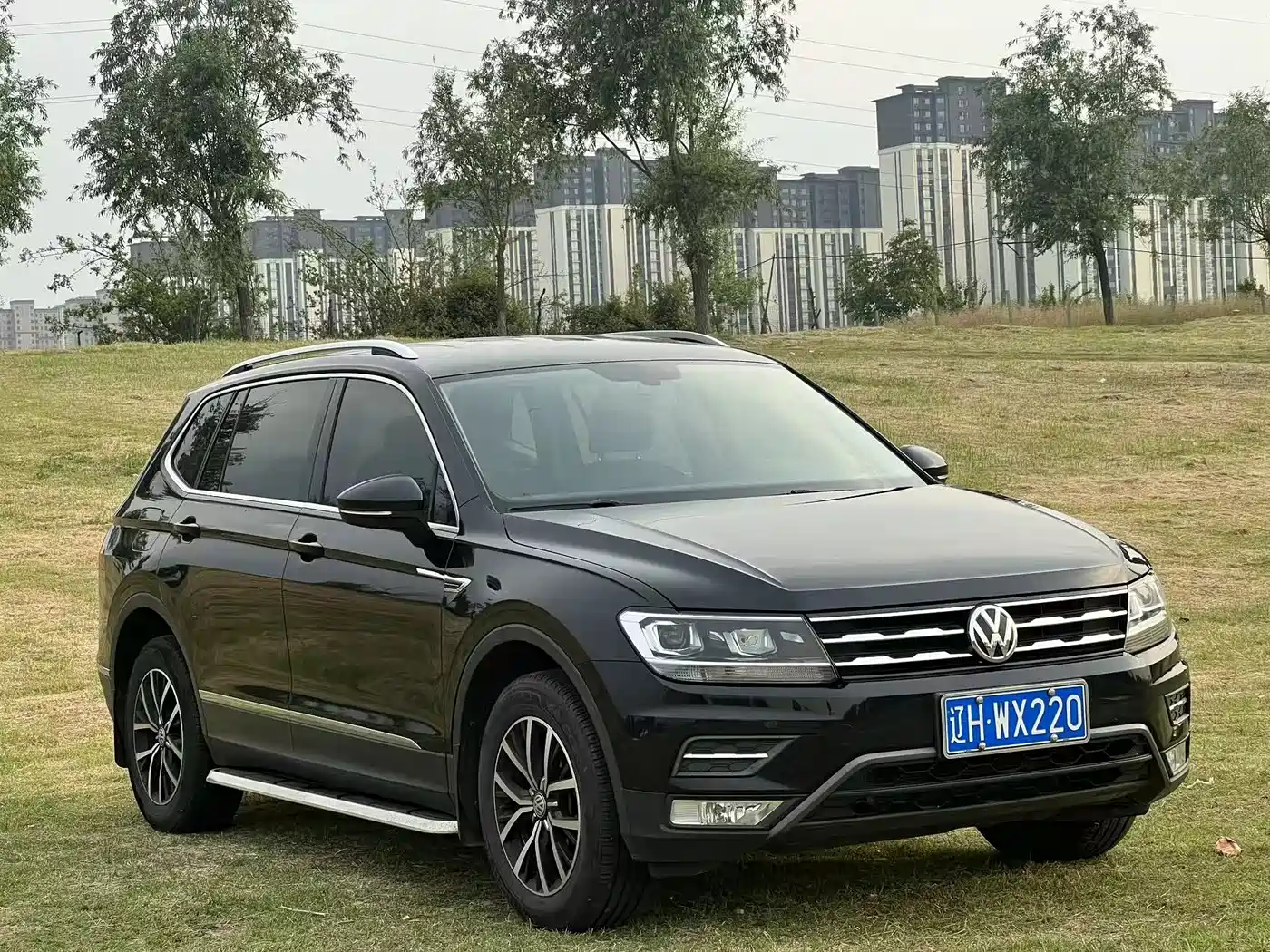 Volkswagen Tiguan L 2018 330TSI Automatic 2WD Comfort Edition фото 3