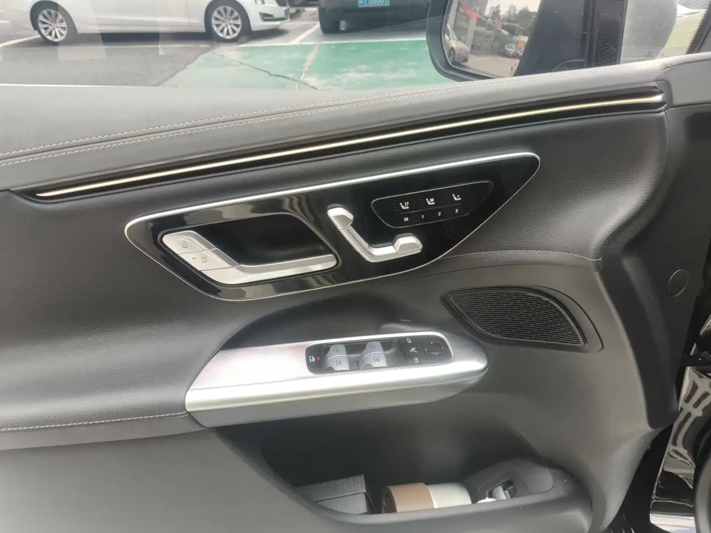 Mercedes-Benz EQE SUV 2025 2024 500 4MATIC Pioneer Edition