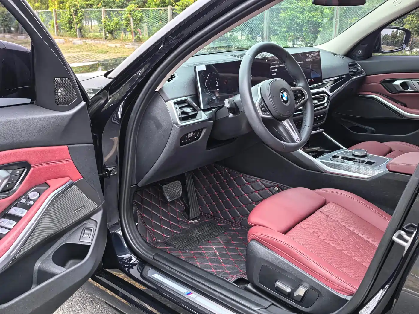 BMW 3 Series 2023 325Li M Sport Black Night Package фото 8