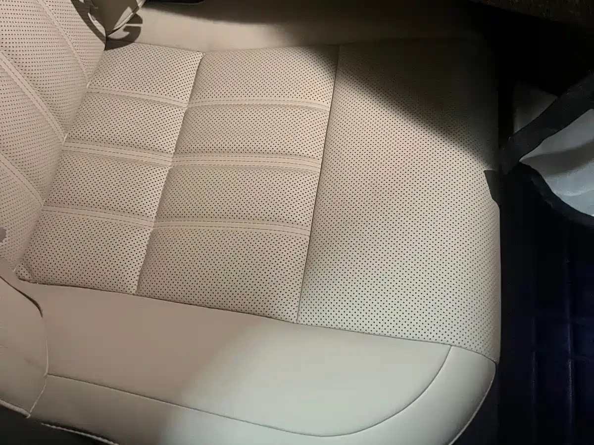 Lexus ES 2015 200 Comfort Edition фото 25