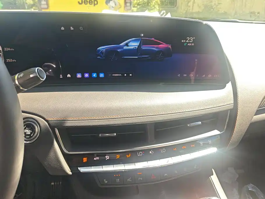 Cadillac CT5 2024 2024 28T Platinum Edition